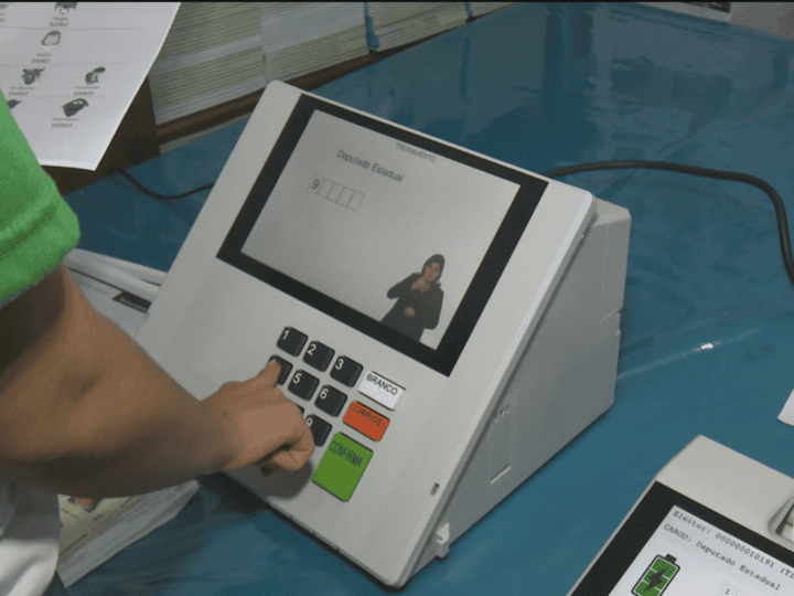 Saiba quando o voto é obrigatório nas eleições de 2026