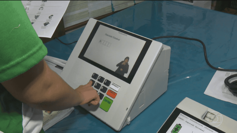 Saiba quando o voto é obrigatório nas eleições de 2026