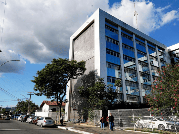 Seleção de professores da Serra termina nesta terça-feira