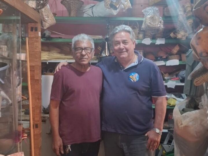 Vila Rubim abraça Luiz Paulo em caminhada pelo tradicional comércio de Vitória