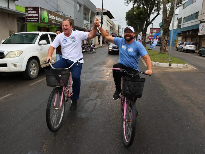 Linhares abraça Dr. Victor 4000 em dia de caminhadas e comitê lotado ao lado de Roninho Passos
