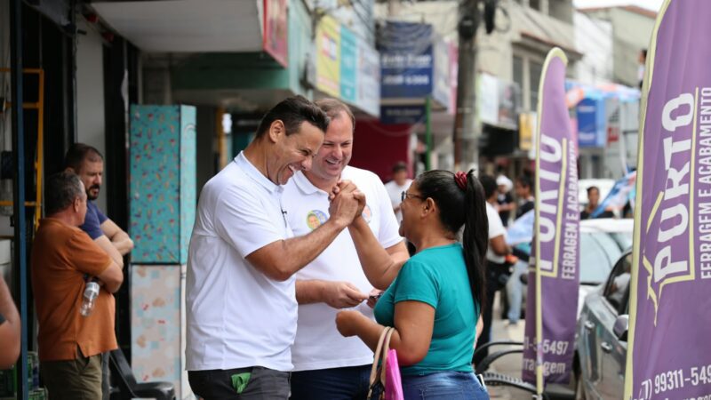 Faltam 30 dias: Dr. Victor intensifica campanha com pé na rua e apoio por onde passa