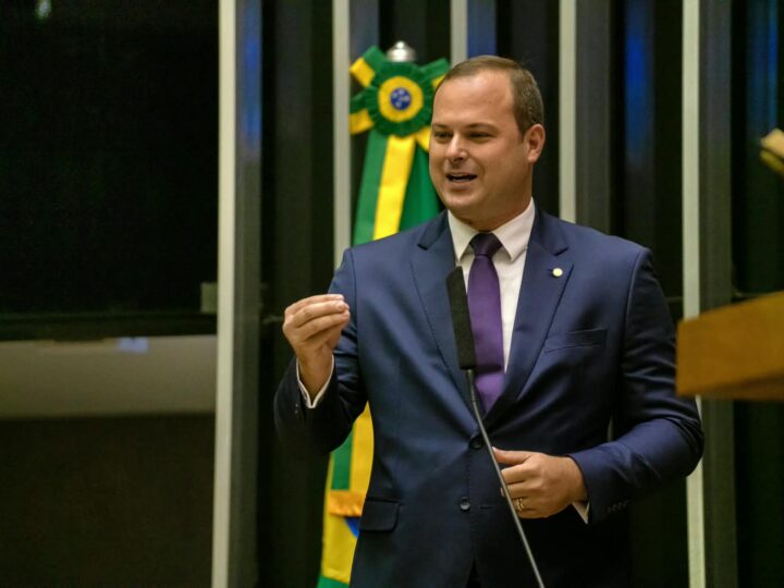 Dr. Victor propõe telessaúde para agilizar atendimento de pacientes com câncer no SUS