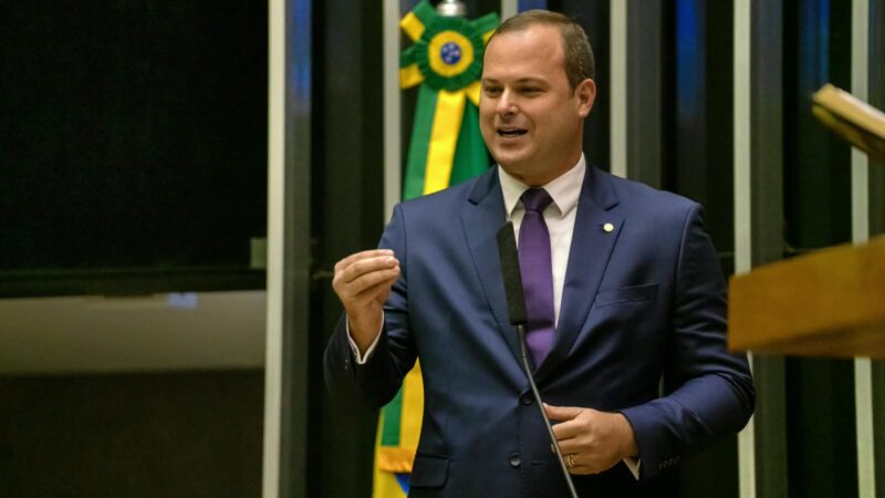 Dr. Victor propõe telessaúde para agilizar atendimento de pacientes com câncer no SUS