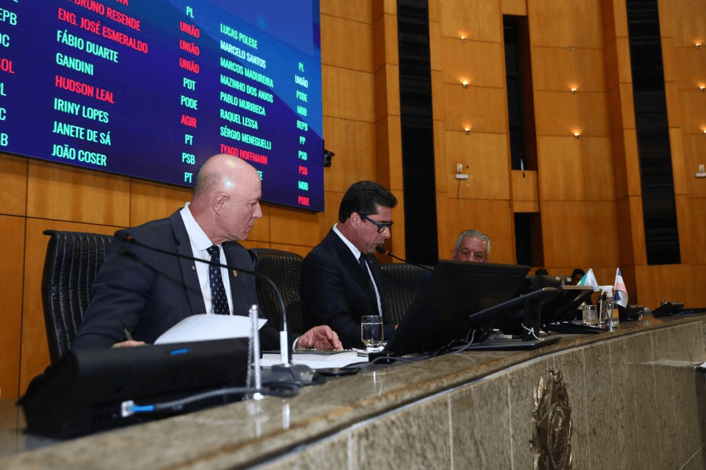 Ales aprova merenda para professores sem cortar ticket-alimentação