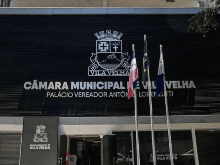 Câmara de Vila Velha muda regimento e vai refazer eleição da Mesa Diretora