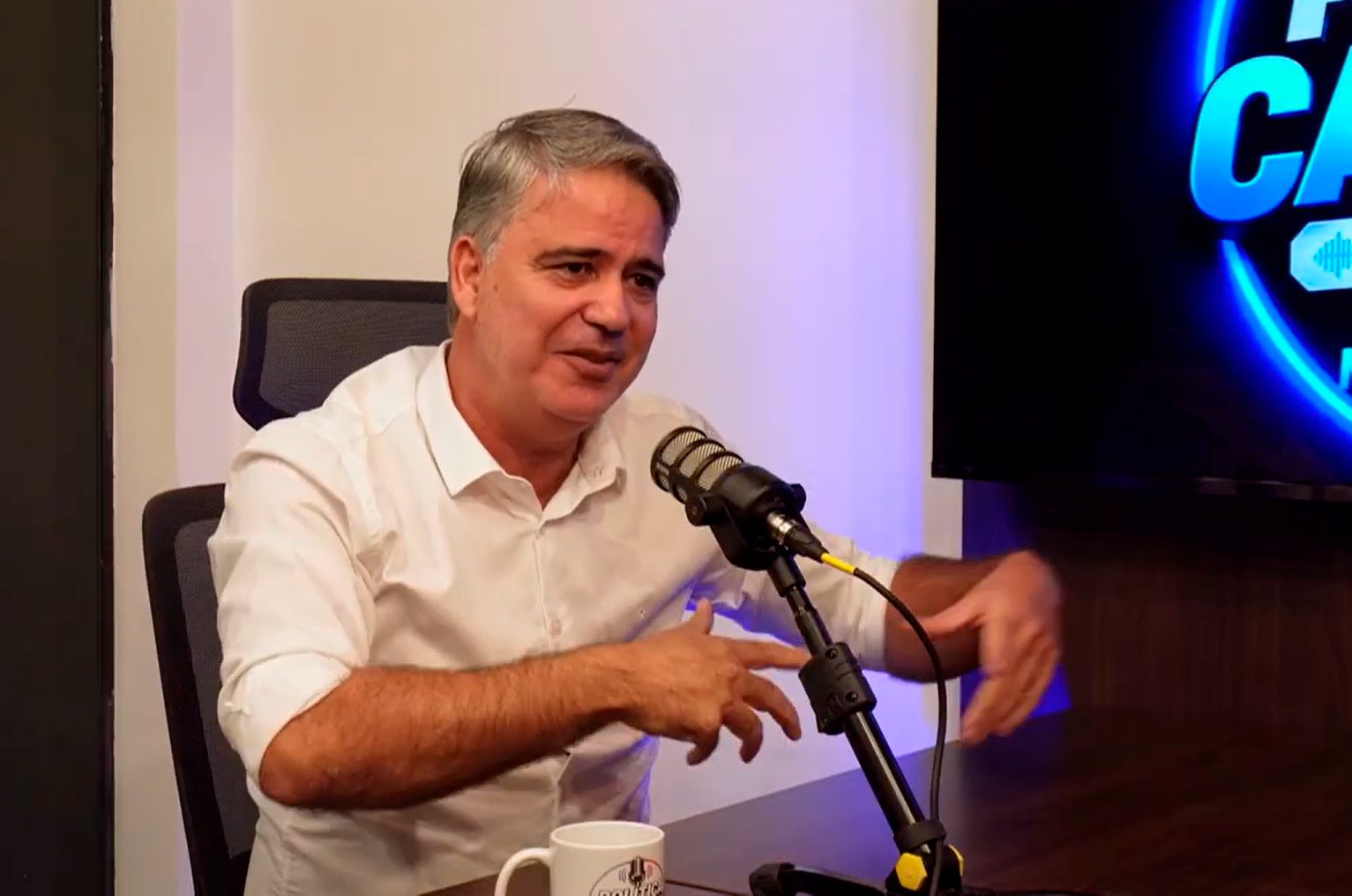Entre gestão, saúde no interior e parapente: Miro Vilarim mostra lado político e pessoal no Política Capixaba Podcast