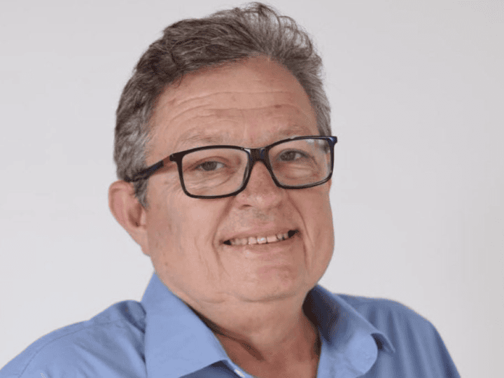 MPC-ES alerta gestores de Apiacá sobre promoção pessoal nas redes
