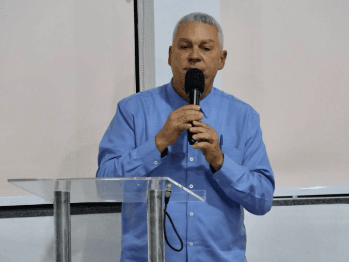 Prefeito de Marechal Floriano tem mandato cassado após denúncia sobre licitações