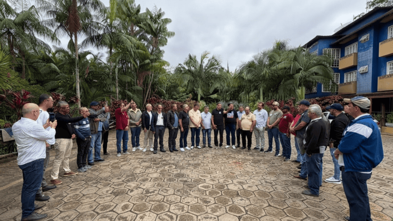 Prefeitos do Caparaó fecham apoio a Ferraço e Casagrande