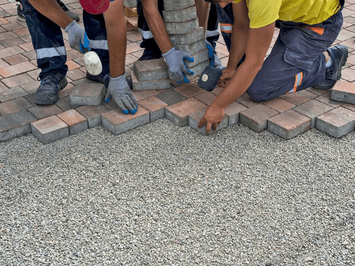 TCE-ES suspende contrato de calçamento de R$ 406 mil em Guarapari