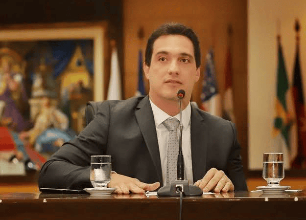 Terceira via desafia articulação entre Rizk Filho e Ben-Hur na OAB-ES