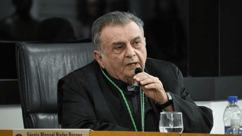 TRE-ES barra candidatura de Sérgio Borges