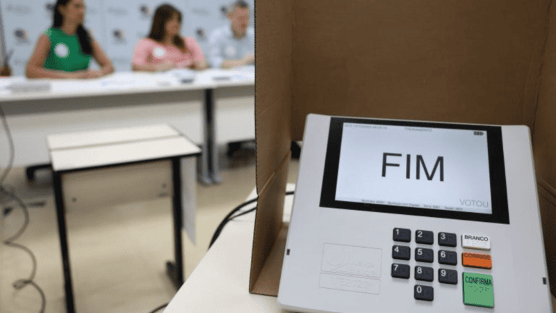ES registra falhas em 32 urnas e substitui 10 no 2º turno