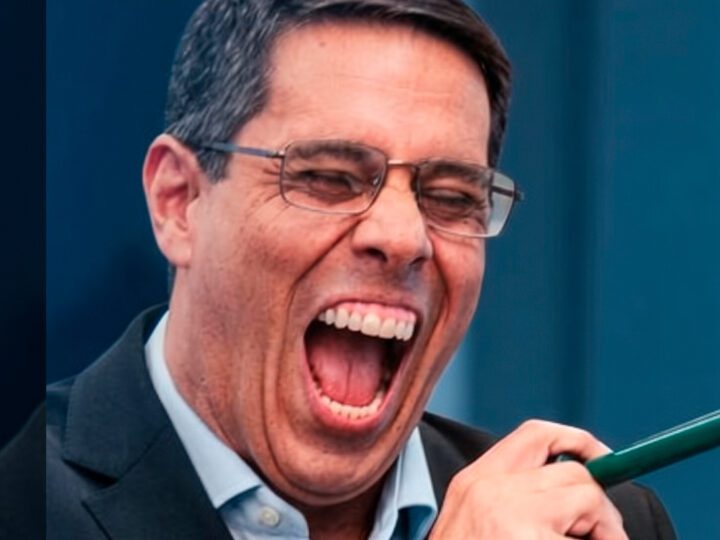 O grito já não convence? Amaro Neto perde força, fica fora da Câmara e vê antigo fenômeno eleitoral desmoronar