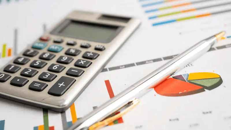 TCE-ES alerta 75 municípios por investimento insuficiente em Educação e Saúde