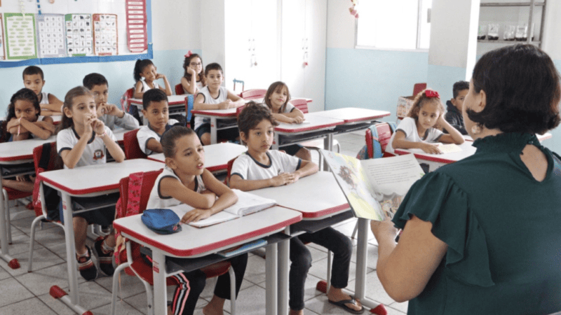 Trabalhadores da educação de Aracruz iniciam greve parcial nesta sexta-feira