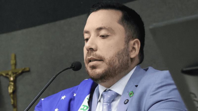 TRE-ES libera candidatura de Armandinho a deputado estadual