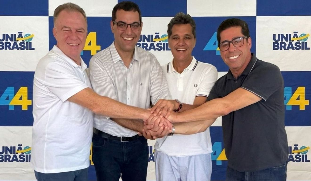 União Brasil declara apoio a Pazolini no segundo turno