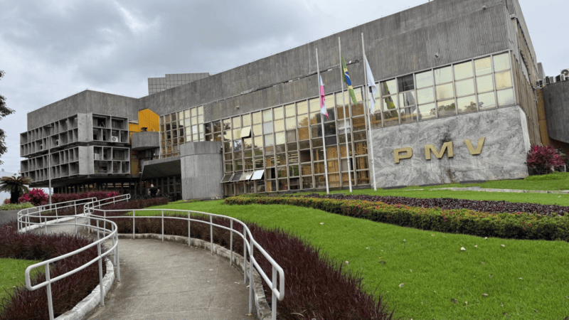 Vitória envia projeto para reajustar auxílio-alimentação em 20%