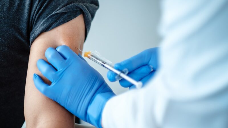 Governo do ES divulga dados atualizados sobre vacinas recebidas e aplicadas no Estado