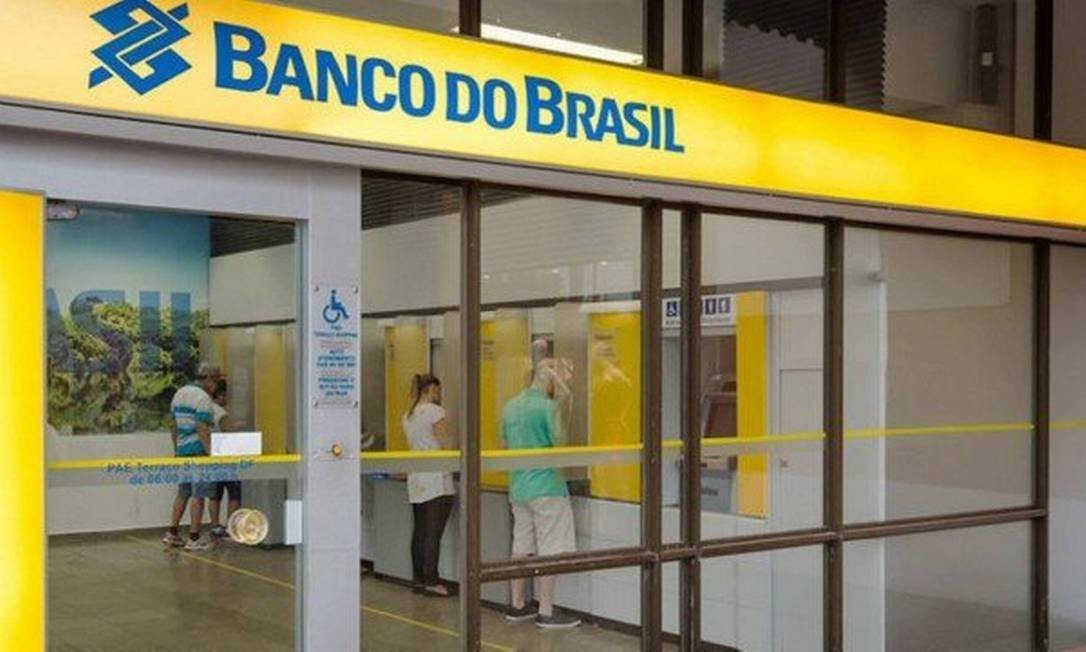 Banco do Brasil vai fechar 361 unidades e abrir programas de demissão voluntária