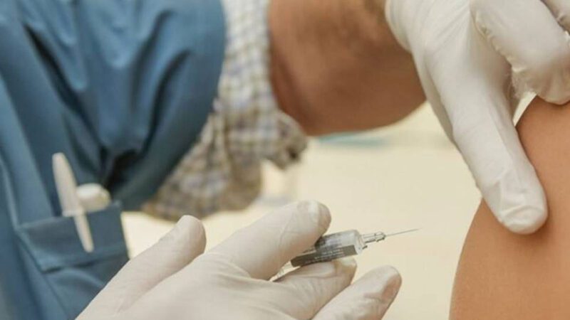 ES autorizado a comprar vacina sem registro na Anvisa