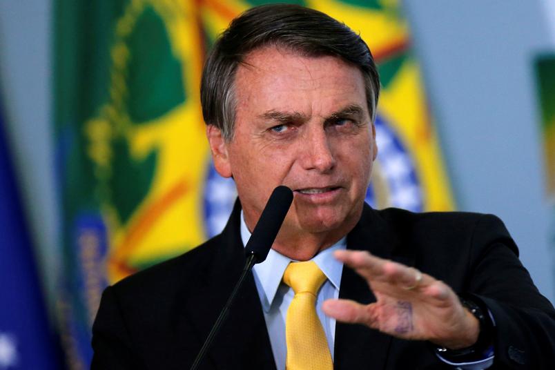 Bolsonaro critica restrição imposta pelo Facebook