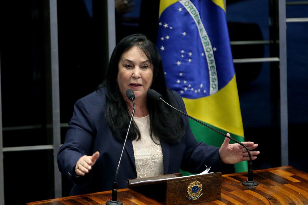 Vereador de Vitória anuncia em Plenário a operação contra Rose de Freitas