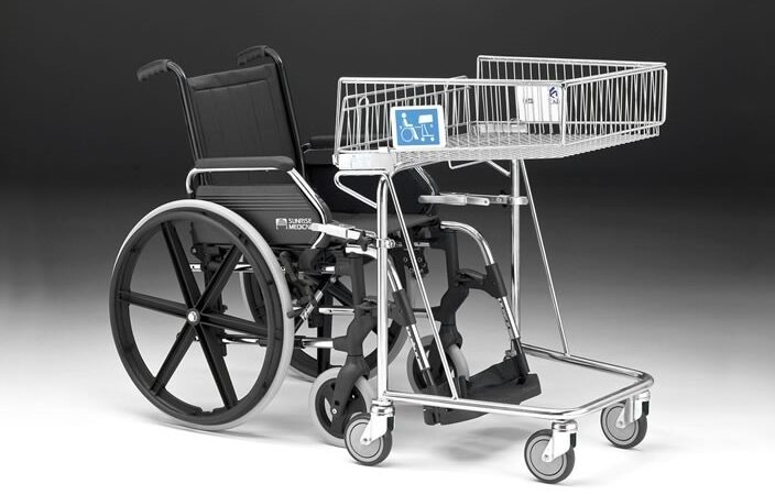 Serra: supermercados e hipermercados devem ter carrinhos de compras adaptados para atender cadeirantes