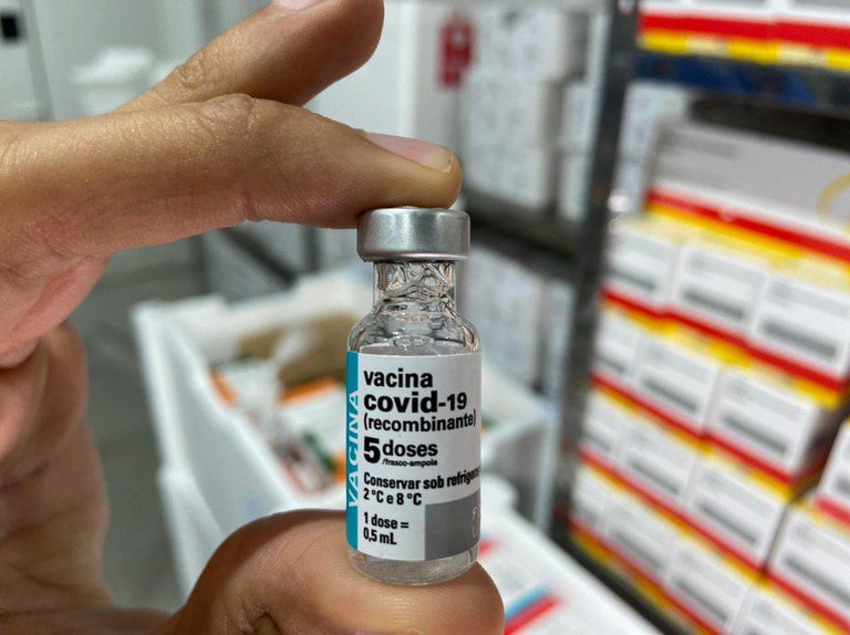 Governo do ES insere novos grupos como prioritários à vacinação contra a Covid-19