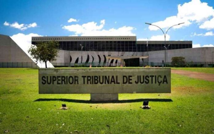 Após 11 anos, STJ julga ação contra desembargadores do ES