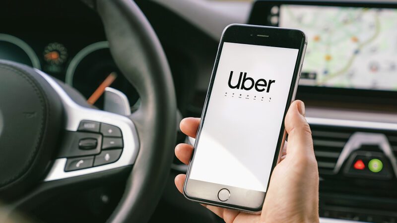 Uber é notificada pelo Procon-ES por má prestação de serviço