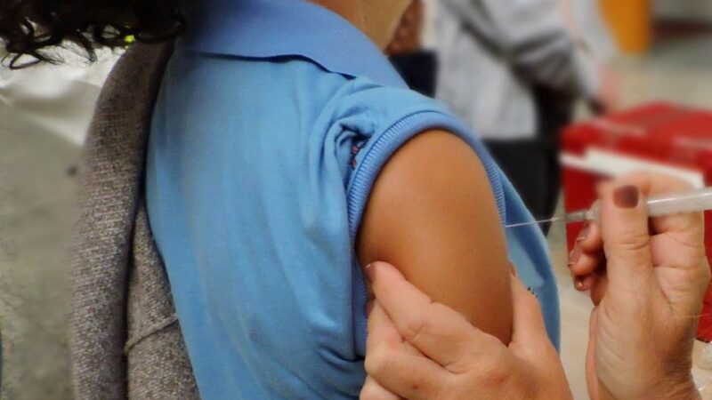 Governo do Estado anuncia vacinação dos adolescentes em escolas capixabas