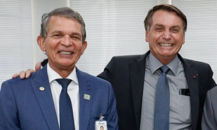 Governo Bolsonaro privatiza 27 campos da Petrobras no Espírito Santo