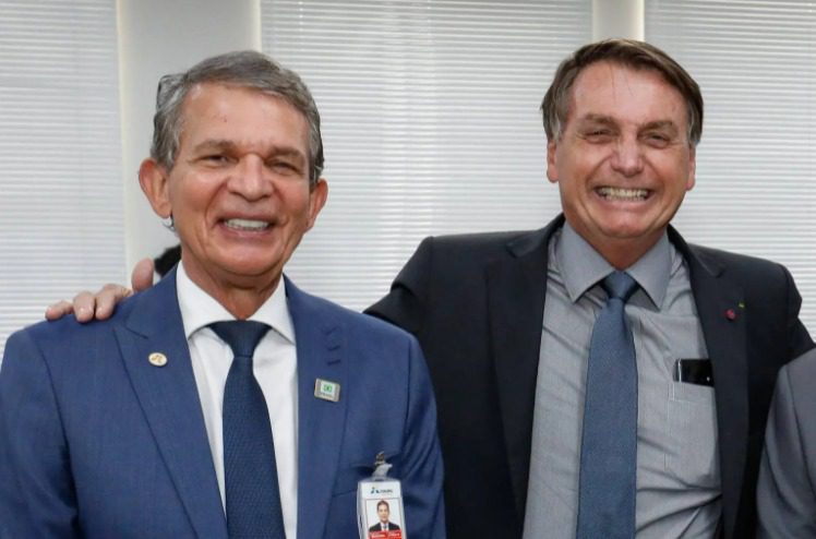 Governo Bolsonaro privatiza 27 campos da Petrobras no Espírito Santo
