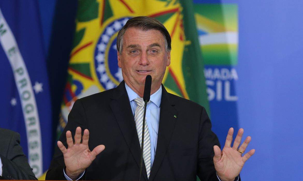 Após determinação do STF, Bolsonaro depõe na sede da Polícia Federal nesta sexta