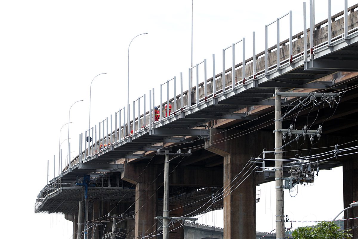 Terceira Ponte: dispositivo pretende evitar número de pessoas acima da capacidade de carga da estrutura