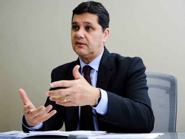 Ricardo Ferraço diz que Rigoni deve assumir partido, caso queira ser candidato a governador