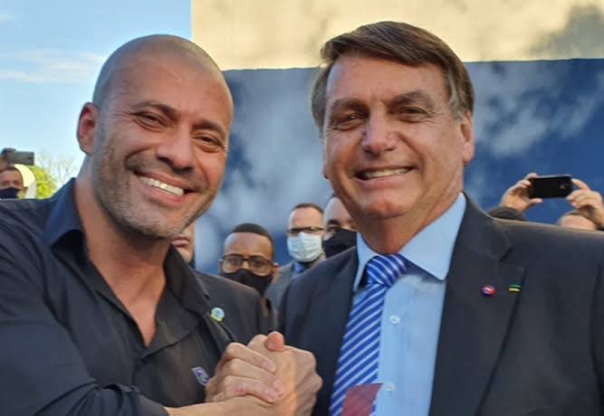 Bolsonaro precisa explicar perdão ao deputado Daniel Silveira em até 10 dias
