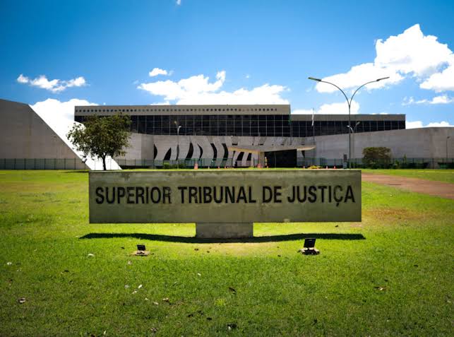Superior Tribunal de Justiça elege nomes para que Bolsonaro possa eleger dois novos ministros para a Corte