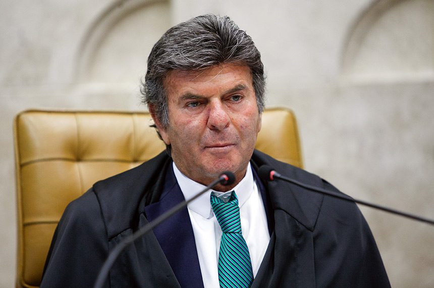 Ministro Luiz Fux se reúne com senadores para tratar do risco da PEC do Centrão