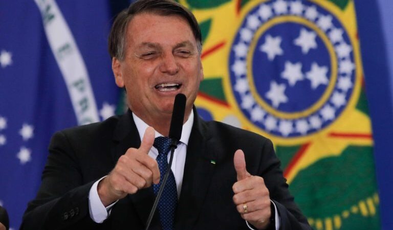 Bolsonaro ignora prazos de respostas determinados pelo Supremo