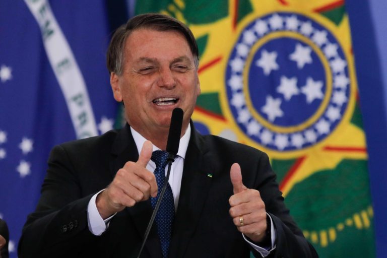 Bolsonaro ignora prazos de respostas determinados pelo Supremo