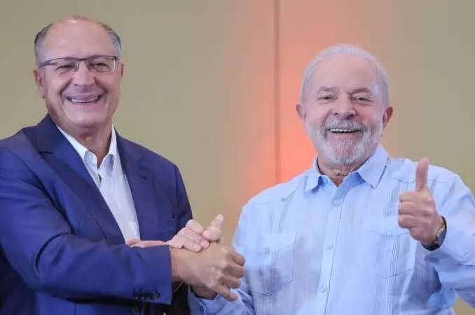 Chapa Lula-Alckmin pede ao TSE registro da candidatura ao Palácio do Planalto