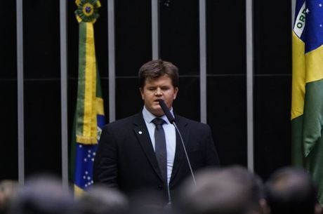 Eleições 2022: dinheiro para campanha já causa ruído no União Brasil