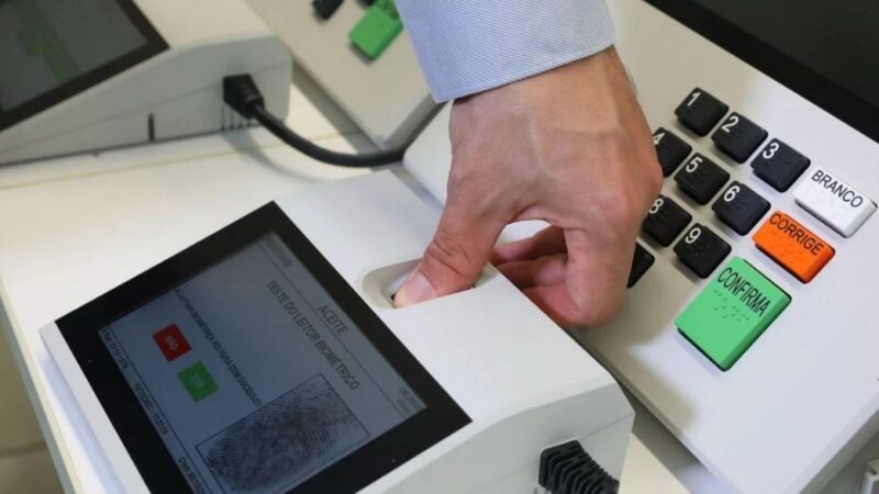 Moraes sobre teste da urna com uso de biometria: “eleitor vota apenas uma vez”