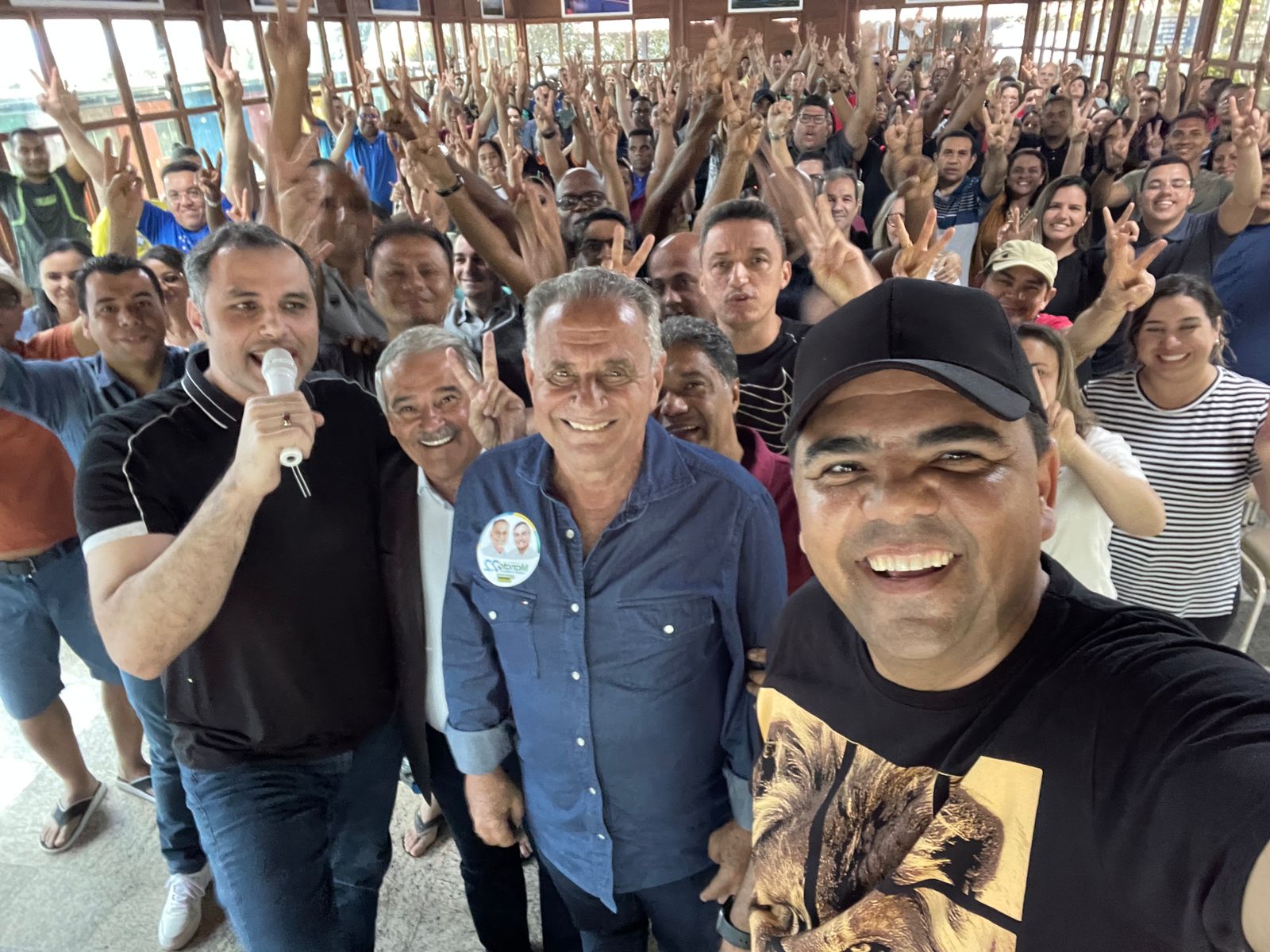 Eleições 2022: Devanir Ferreira e Igreja Universal declara apoio a Manato