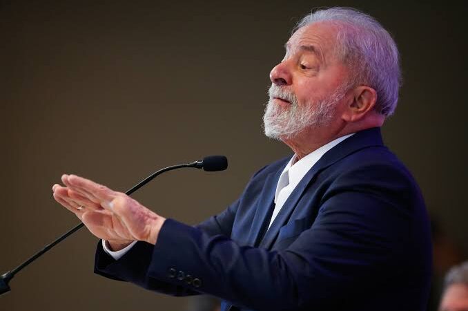 Lula quer recriar ministérios e não quer governo ‘requentado’