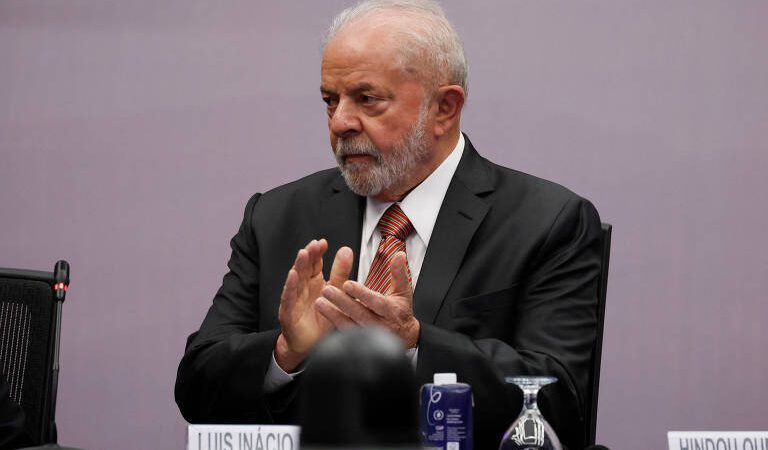 Lula deve escolher ministros de uma única vez